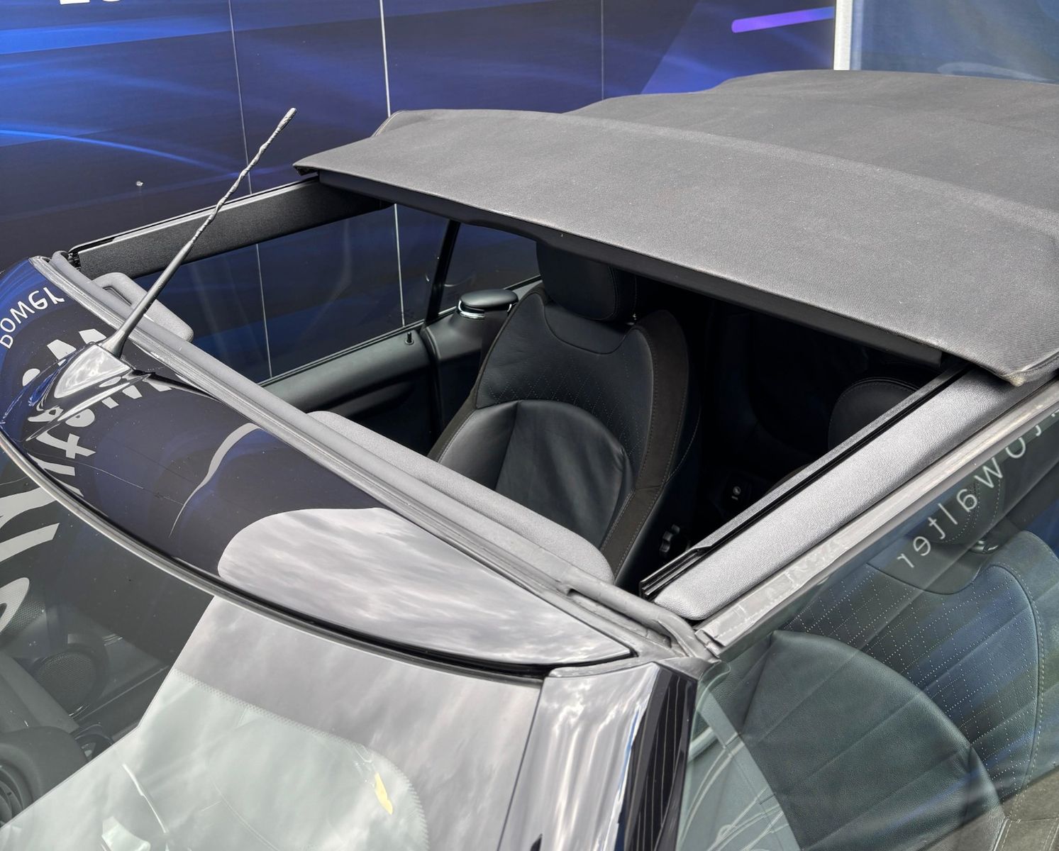 Fahrzeugabbildung MINI Cooper Cabrio*LED*Chili*PDC*Navi
