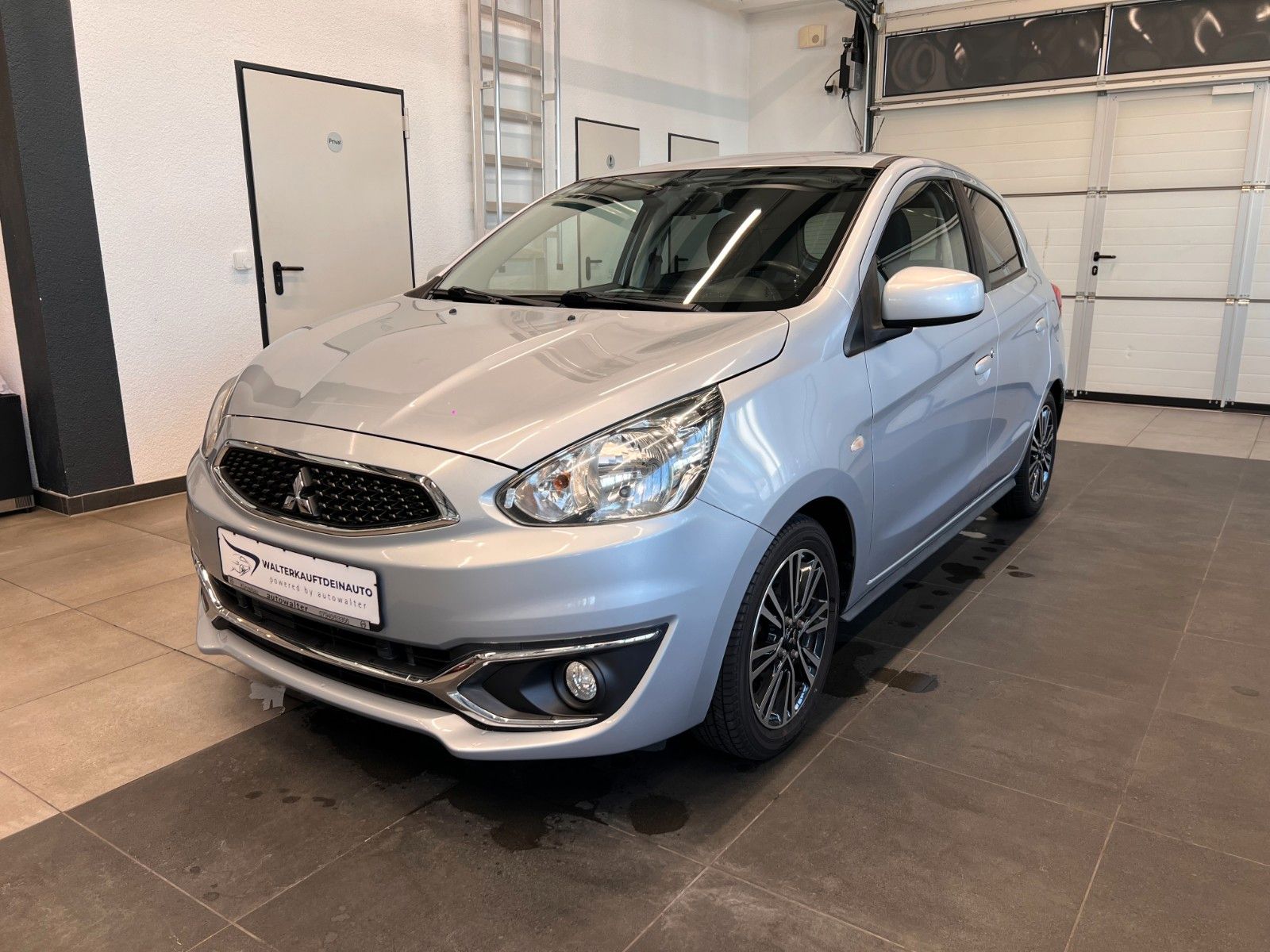 Mitsubishi Space Star Edition 100+*Klima*Sitzheizung*1.Hand