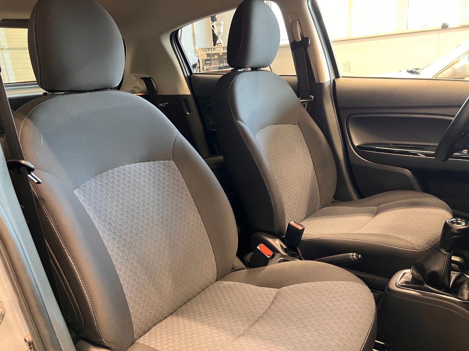 Fahrzeugabbildung Mitsubishi Space Star Edition 100+*Klima*Sitzheizung*1.Hand