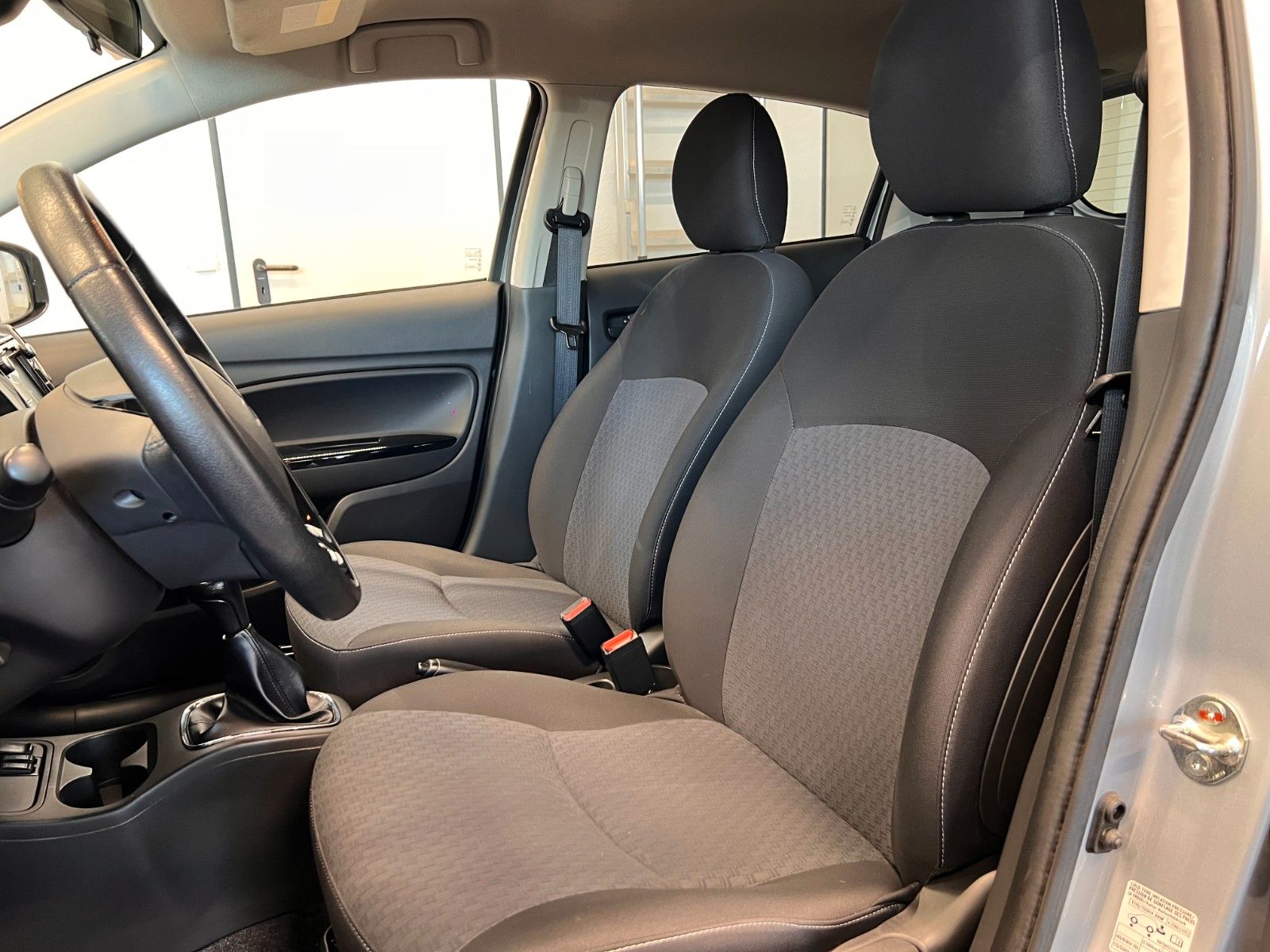 Fahrzeugabbildung Mitsubishi Space Star Edition 100+*Klima*Sitzheizung*1.Hand