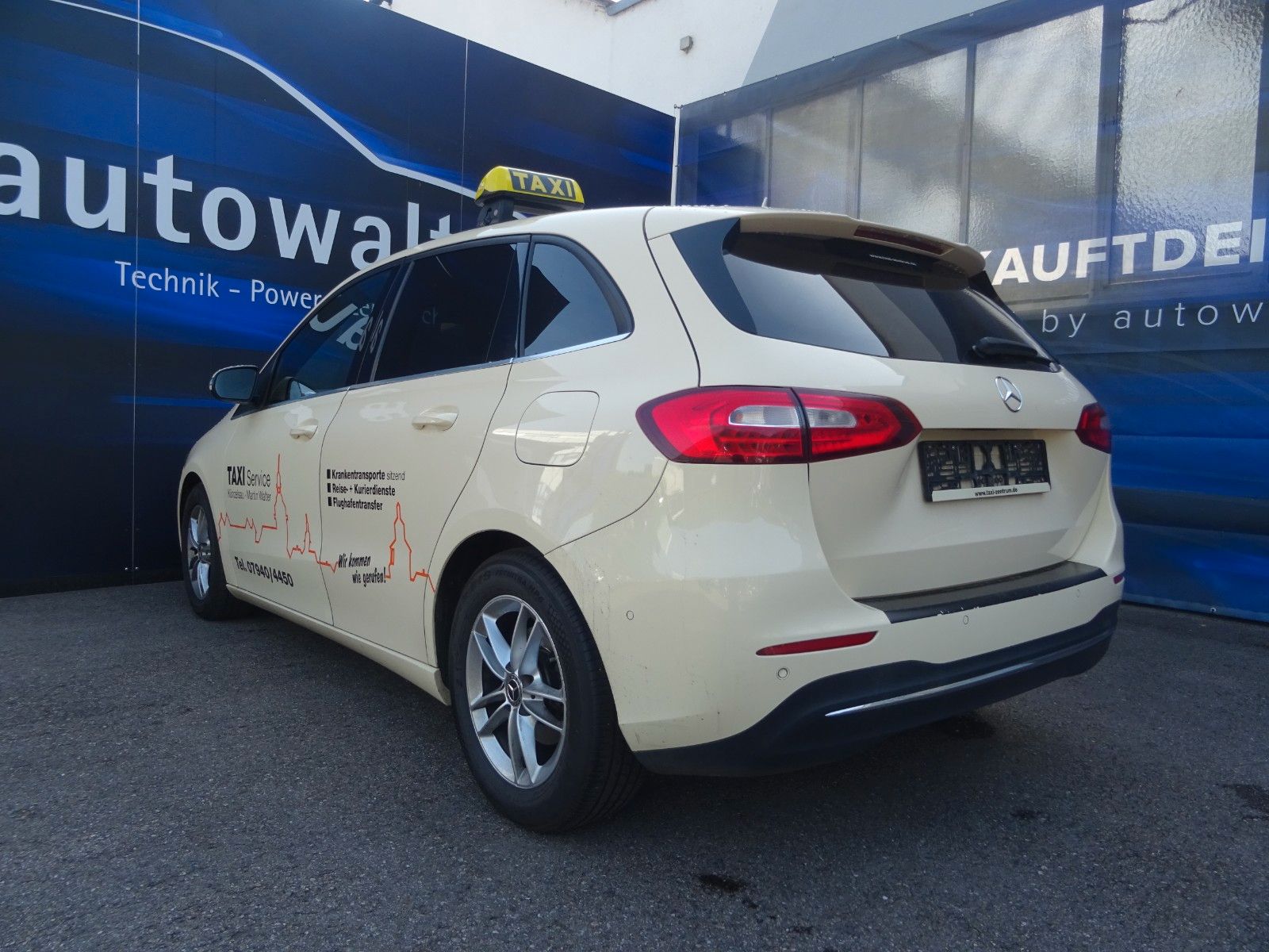 Fahrzeugabbildung Mercedes-Benz B 180 B B 180 d