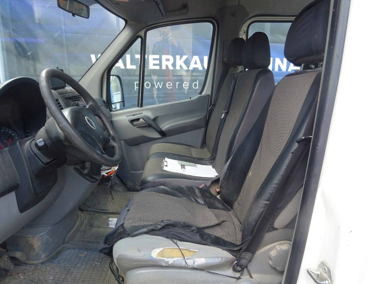 Fahrzeugabbildung Volkswagen Crafter Pritsche 35 mittel L2 Doppelkabine