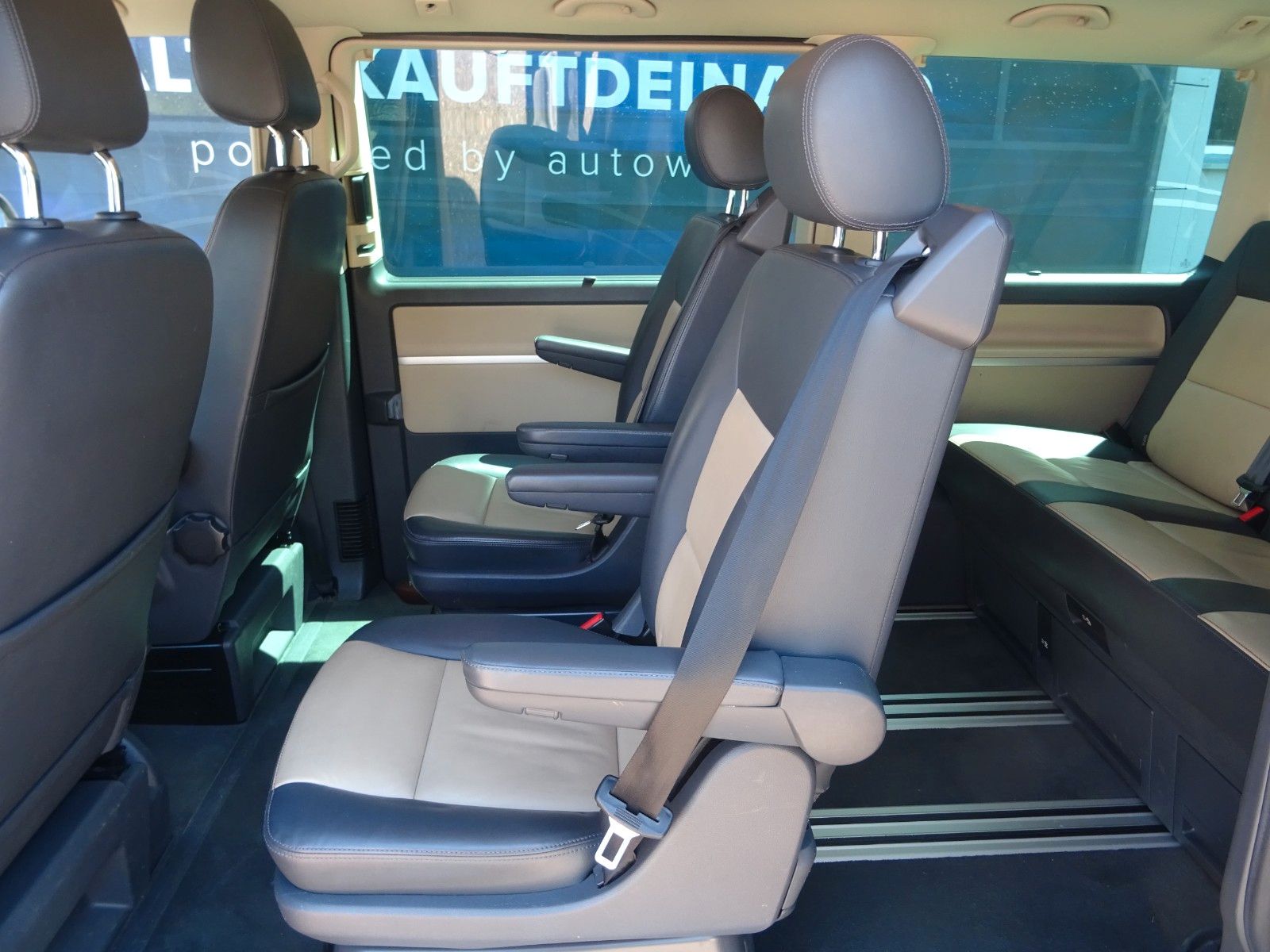 Fahrzeugabbildung Volkswagen T5 Multivan Highline 4Motion