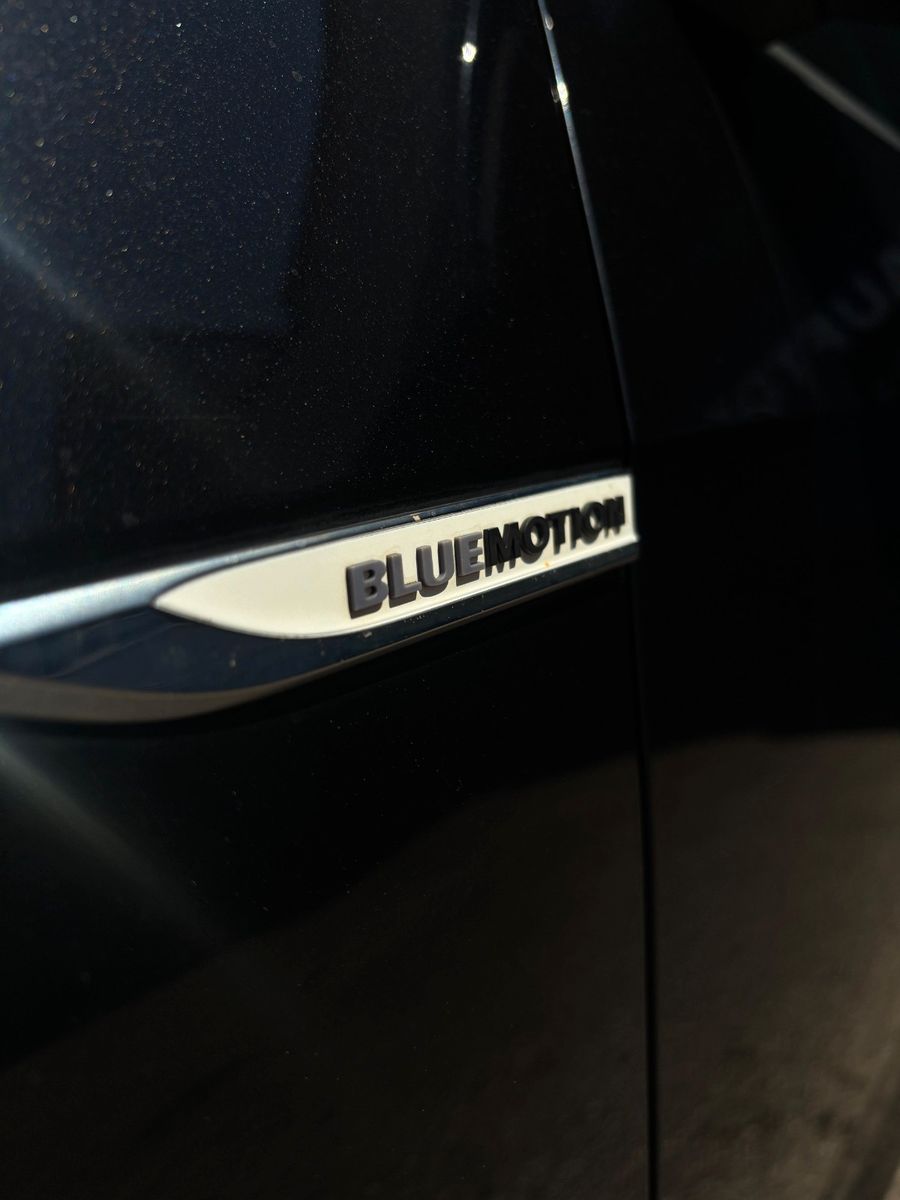 Fahrzeugabbildung Volkswagen Golf VII Lim. Trendline BlueMotion