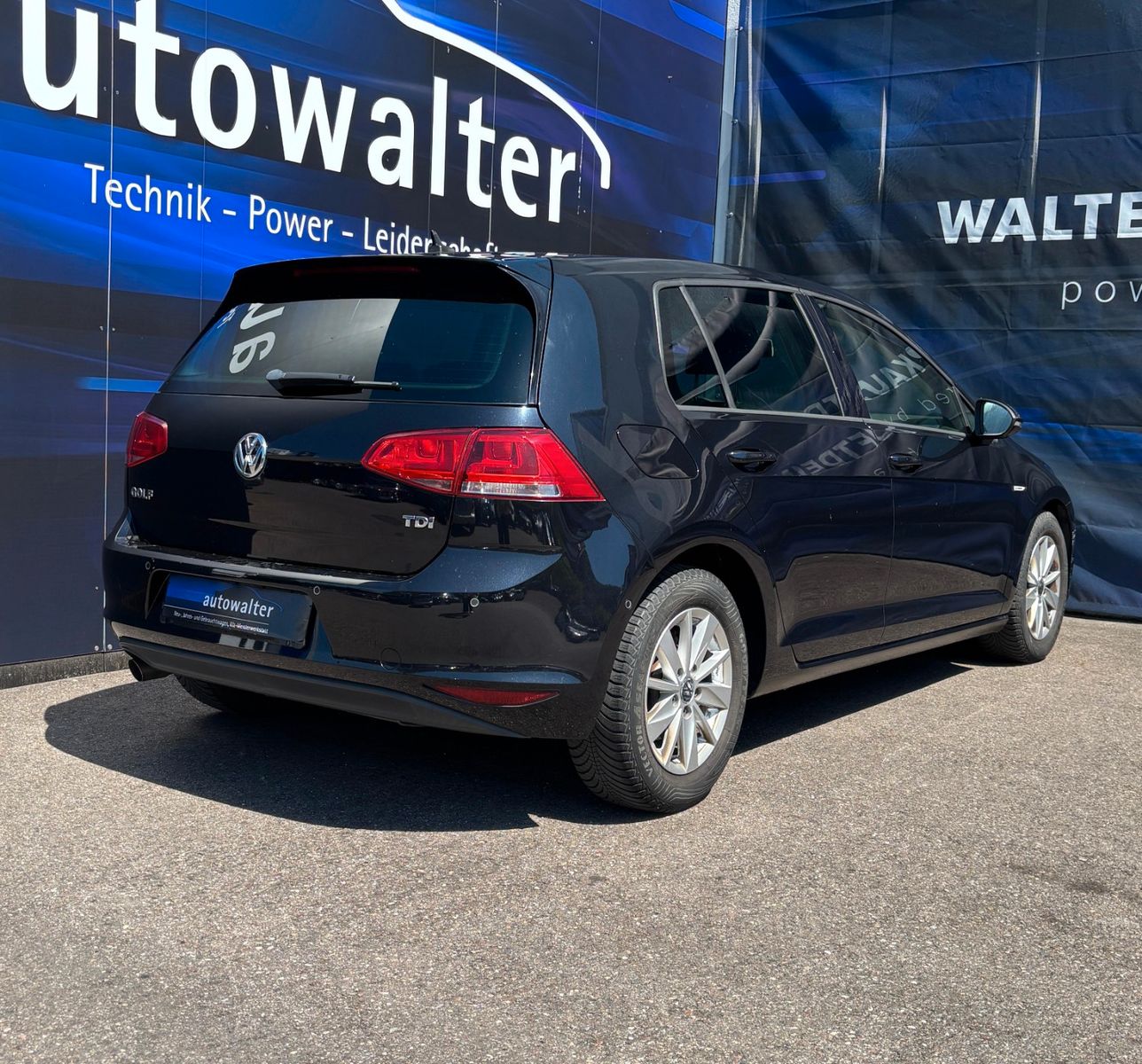 Fahrzeugabbildung Volkswagen Golf VII Lim. Trendline BlueMotion
