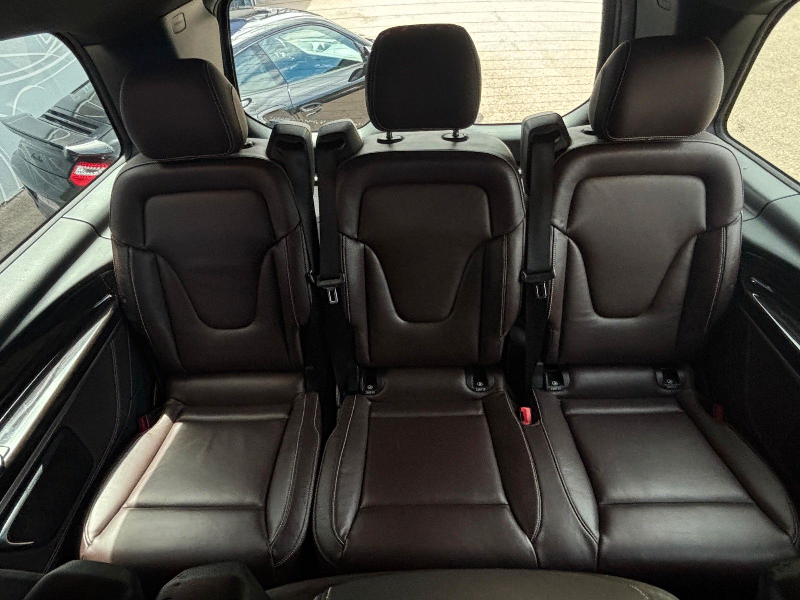 Fahrzeugabbildung Mercedes-Benz V 250 d lang Avantgarde Edition