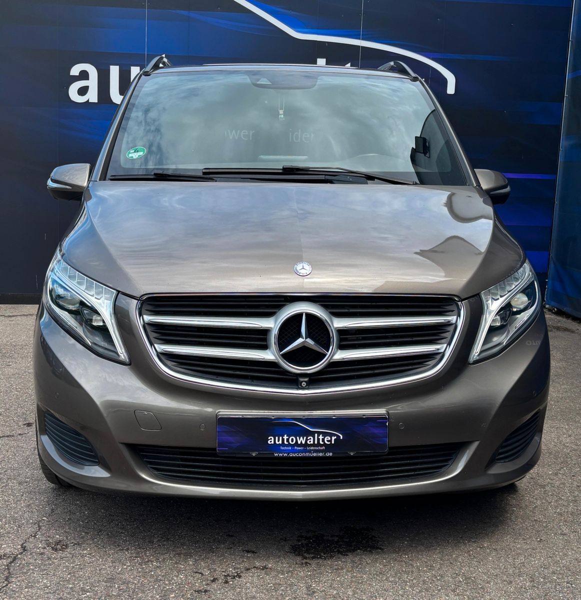 Fahrzeugabbildung Mercedes-Benz V 250 d lang Avantgarde Edition