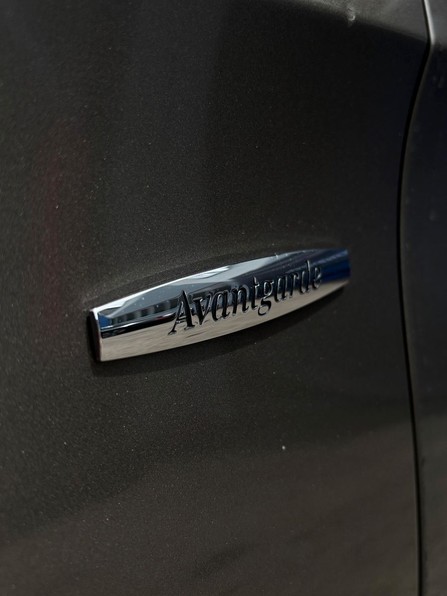 Fahrzeugabbildung Mercedes-Benz V 250 d lang Avantgarde Edition