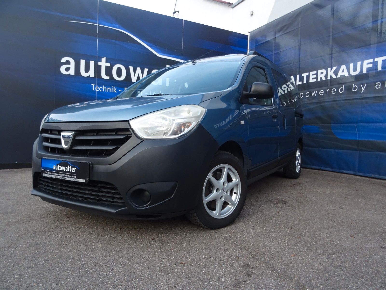 Dacia Logan MCV II Kombi Stepway Celebration
