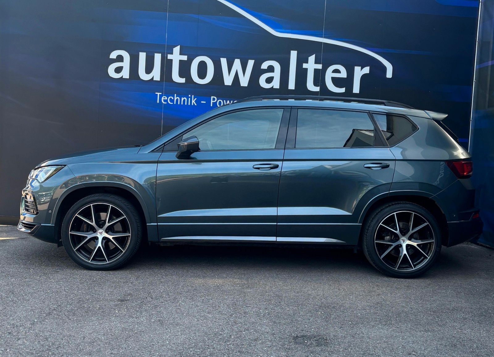 Fahrzeugabbildung CUPRA Ateca Basis 4Drive- Service neu