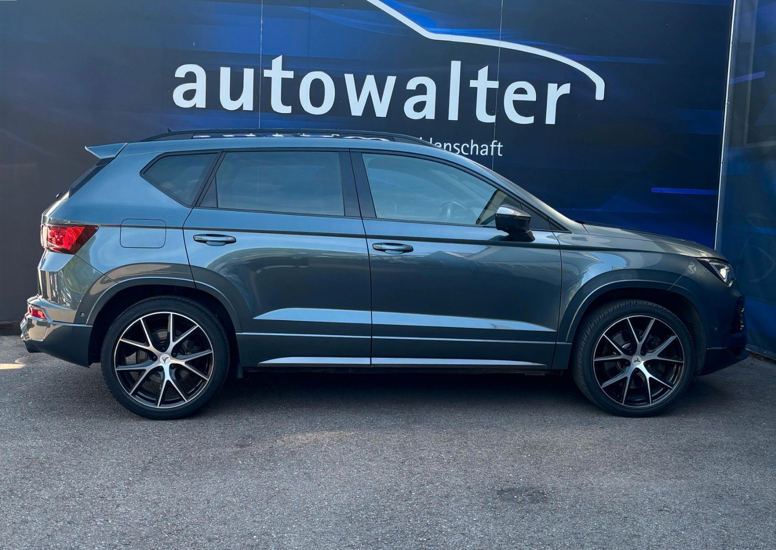 Fahrzeugabbildung CUPRA Ateca Basis 4Drive- Service neu