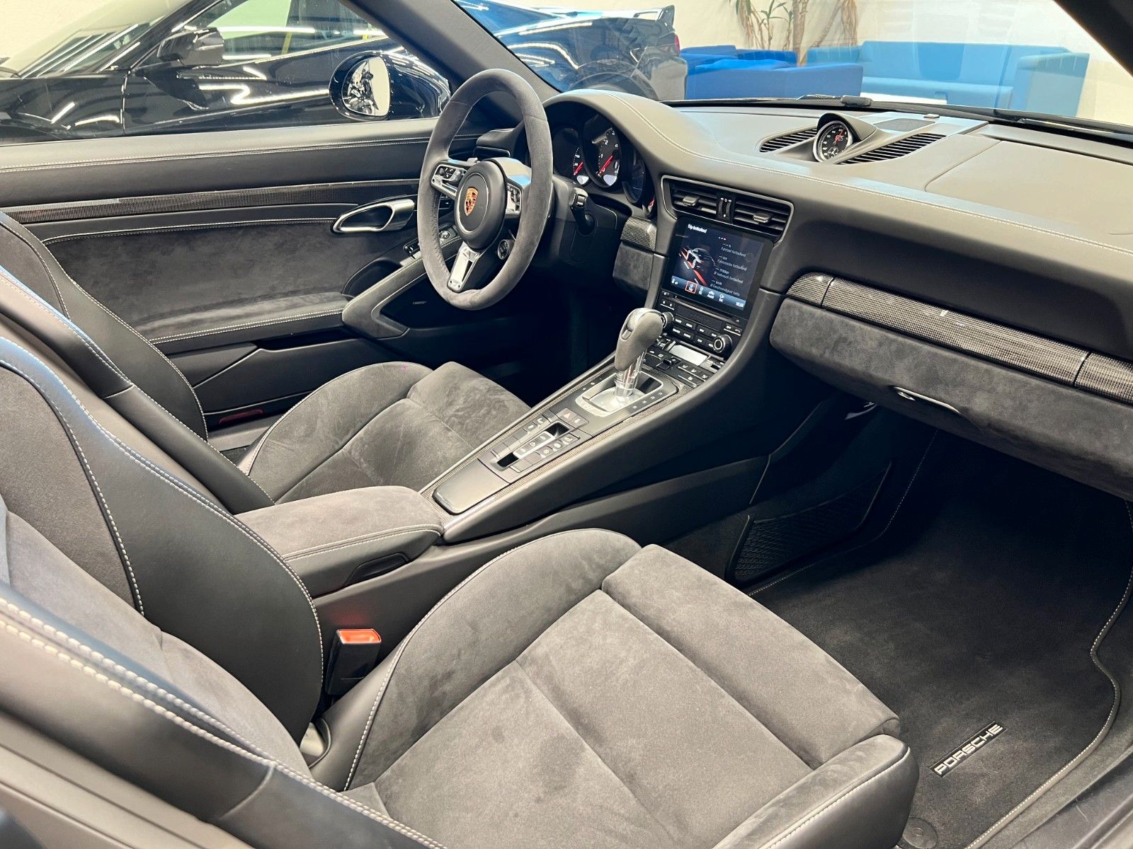 Fahrzeugabbildung Porsche 911 Carrera GTS Cabriolet*Bose*Sportsitze*PDLS+