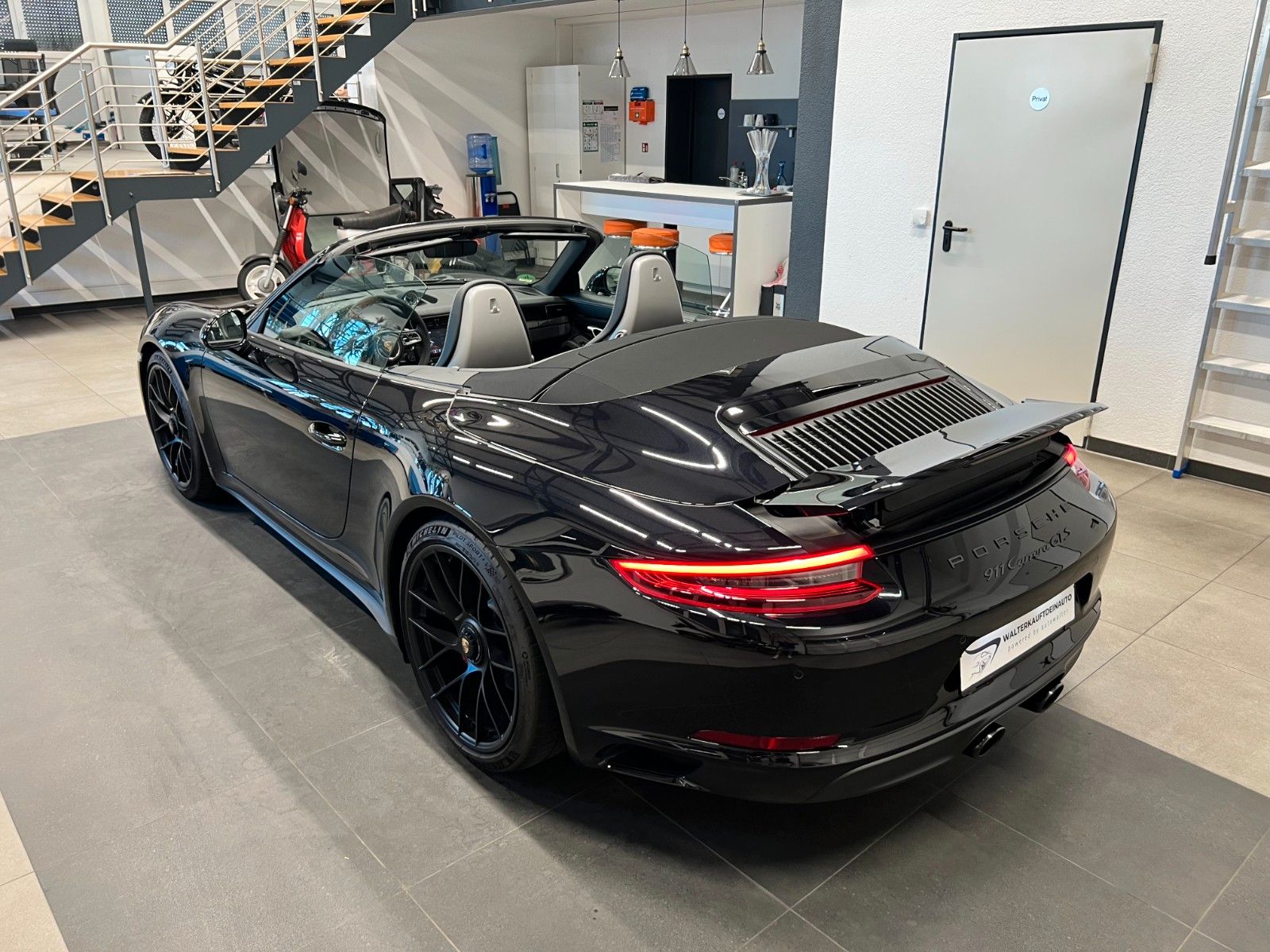 Fahrzeugabbildung Porsche 911 Carrera GTS Cabriolet*Bose*Sportsitze*PDLS+