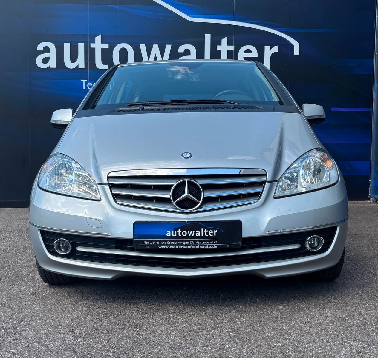 Fahrzeugabbildung Mercedes-Benz A 180 , Elegance