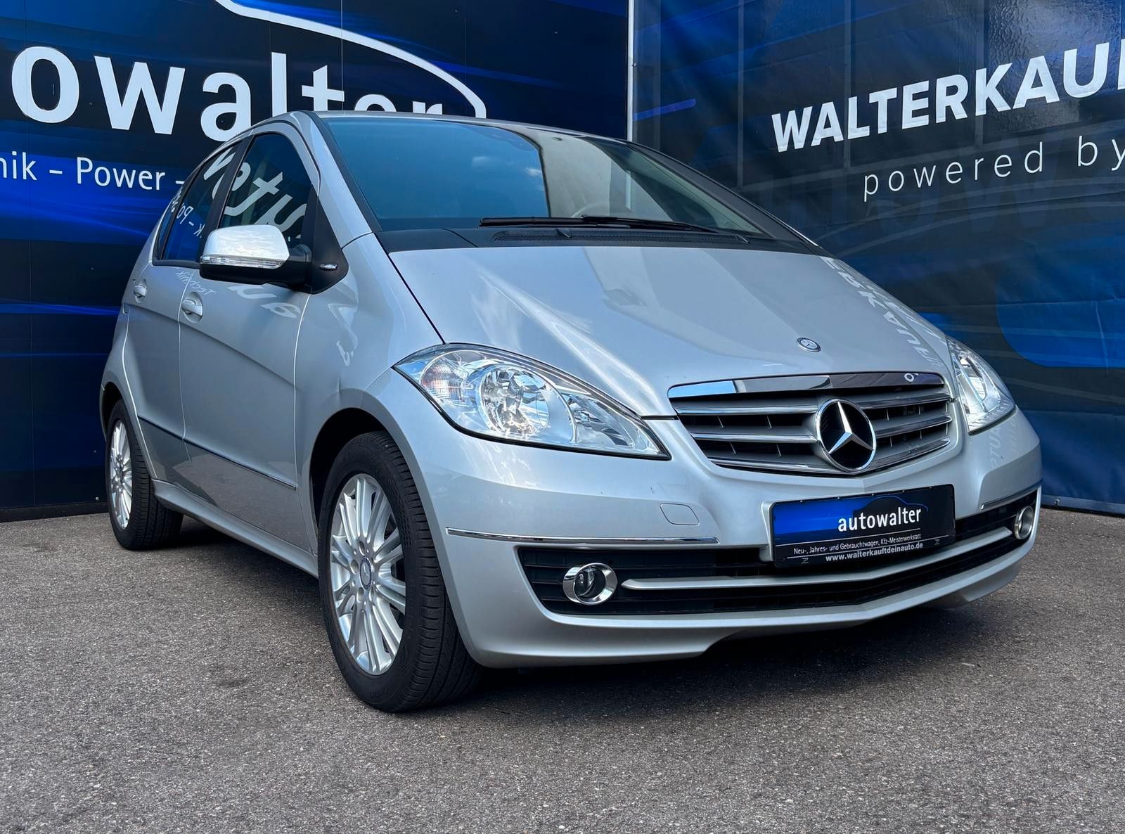 Fahrzeugabbildung Mercedes-Benz A 180 , Elegance