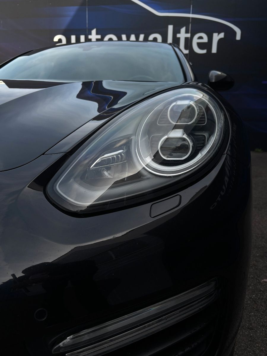 Fahrzeugabbildung Porsche Panamera Turbo