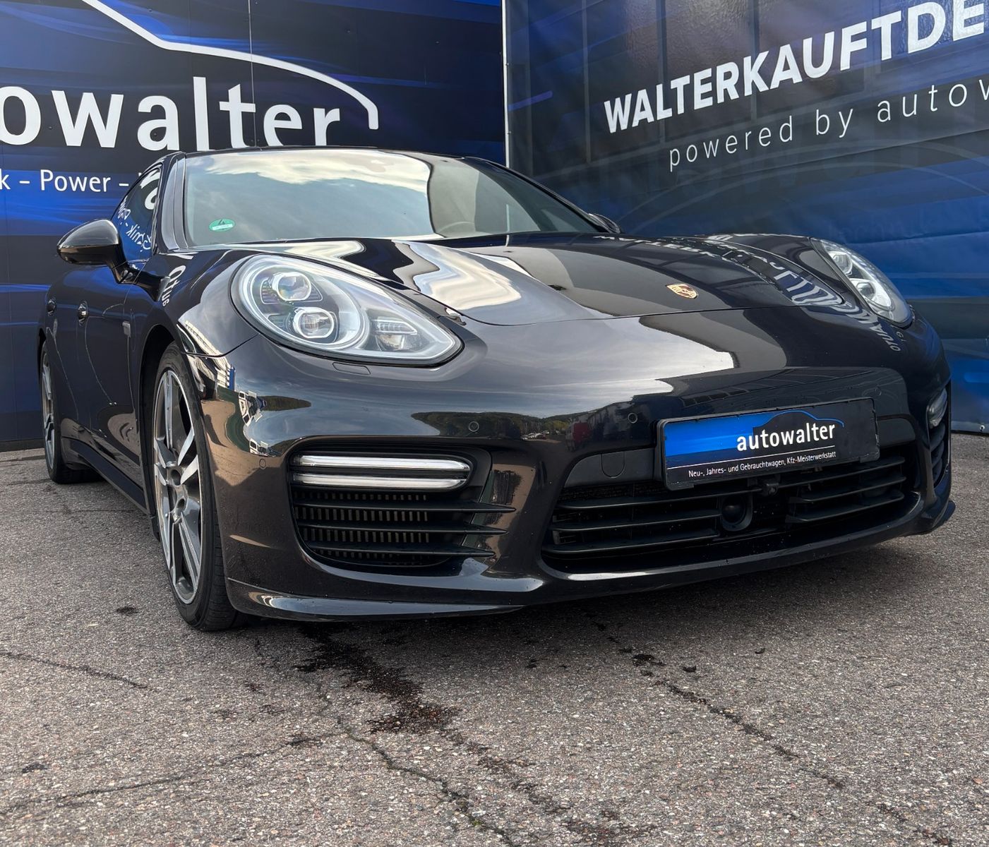 Fahrzeugabbildung Porsche Panamera Turbo