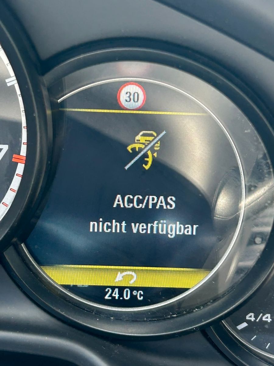 Fahrzeugabbildung Porsche Panamera Turbo