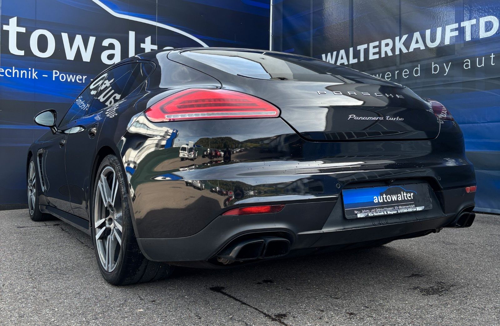 Fahrzeugabbildung Porsche Panamera Turbo