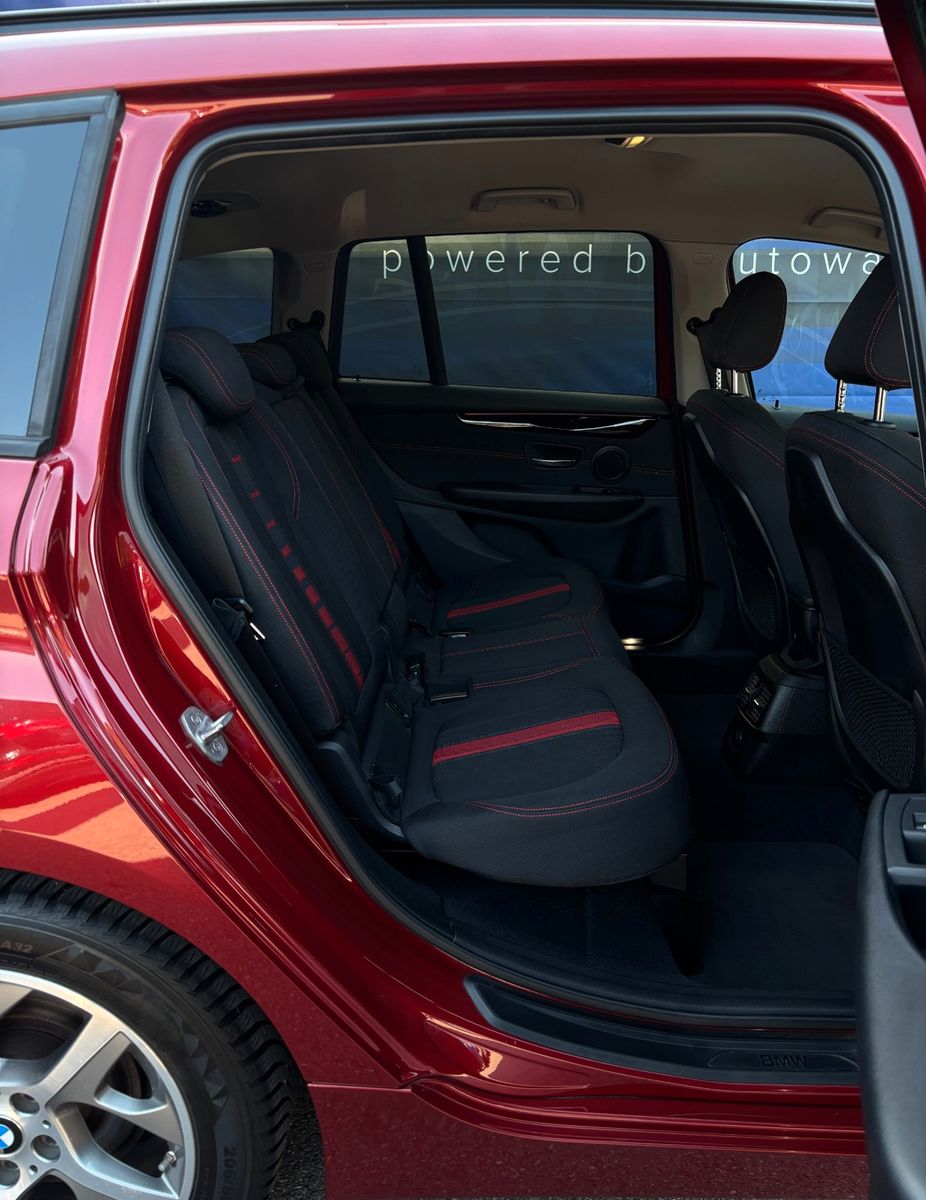Fahrzeugabbildung BMW 218 2 Gran Tourer 218 d Sport Line