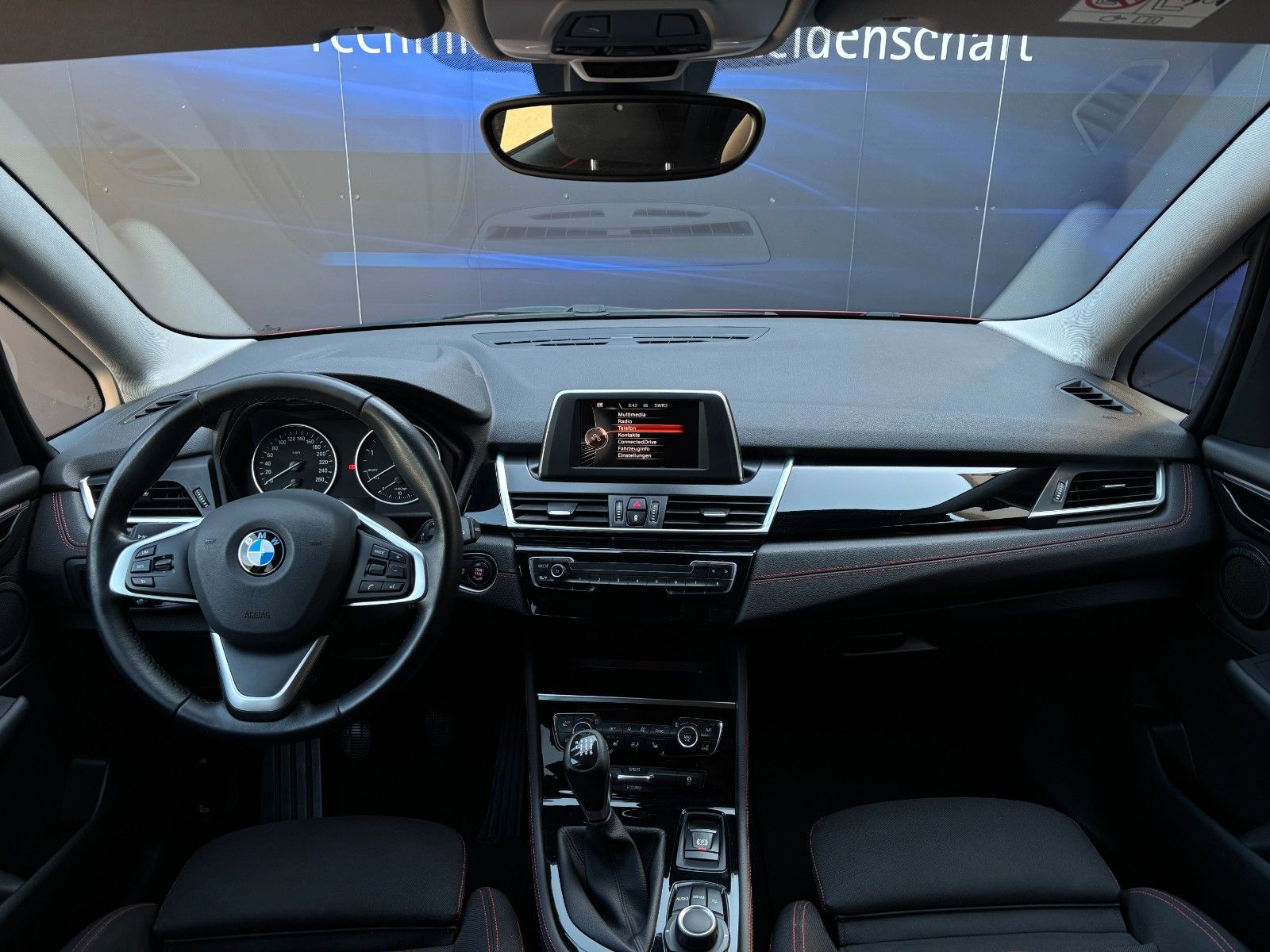 Fahrzeugabbildung BMW 218 2 Gran Tourer 218 d Sport Line