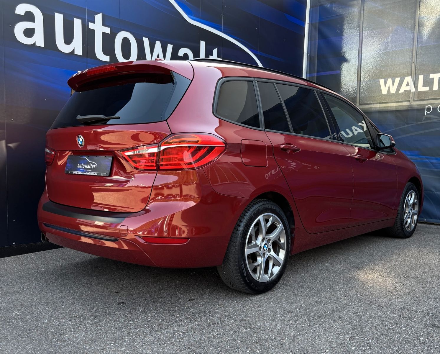 Fahrzeugabbildung BMW 218 2 Gran Tourer 218 d Sport Line