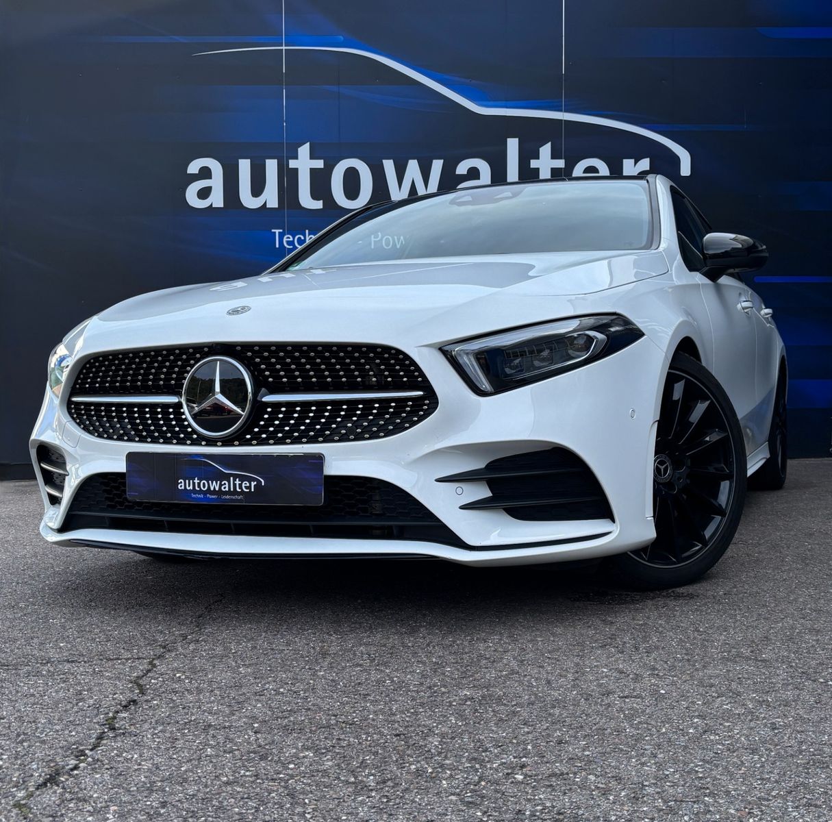 Mercedes-Benz A 250  AMG Line