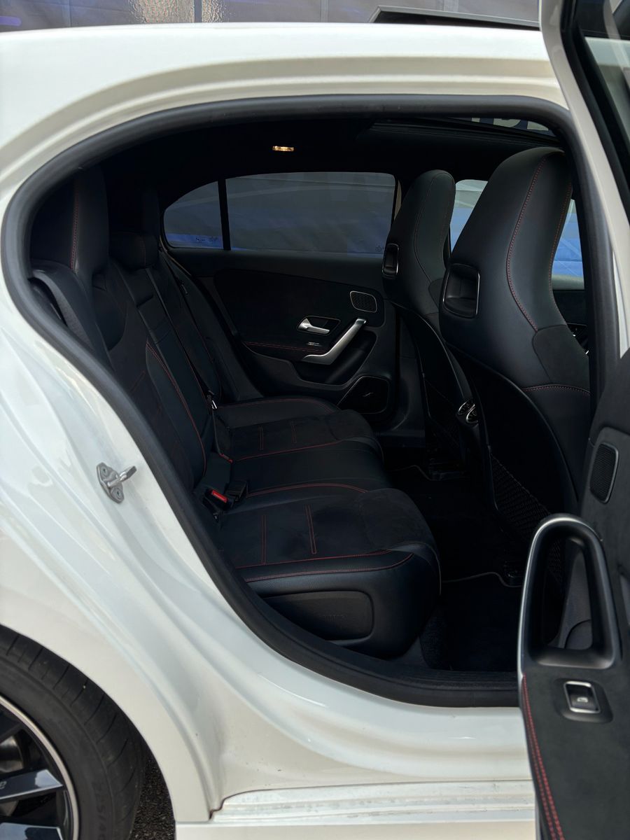 Fahrzeugabbildung Mercedes-Benz A 250 AMG Line