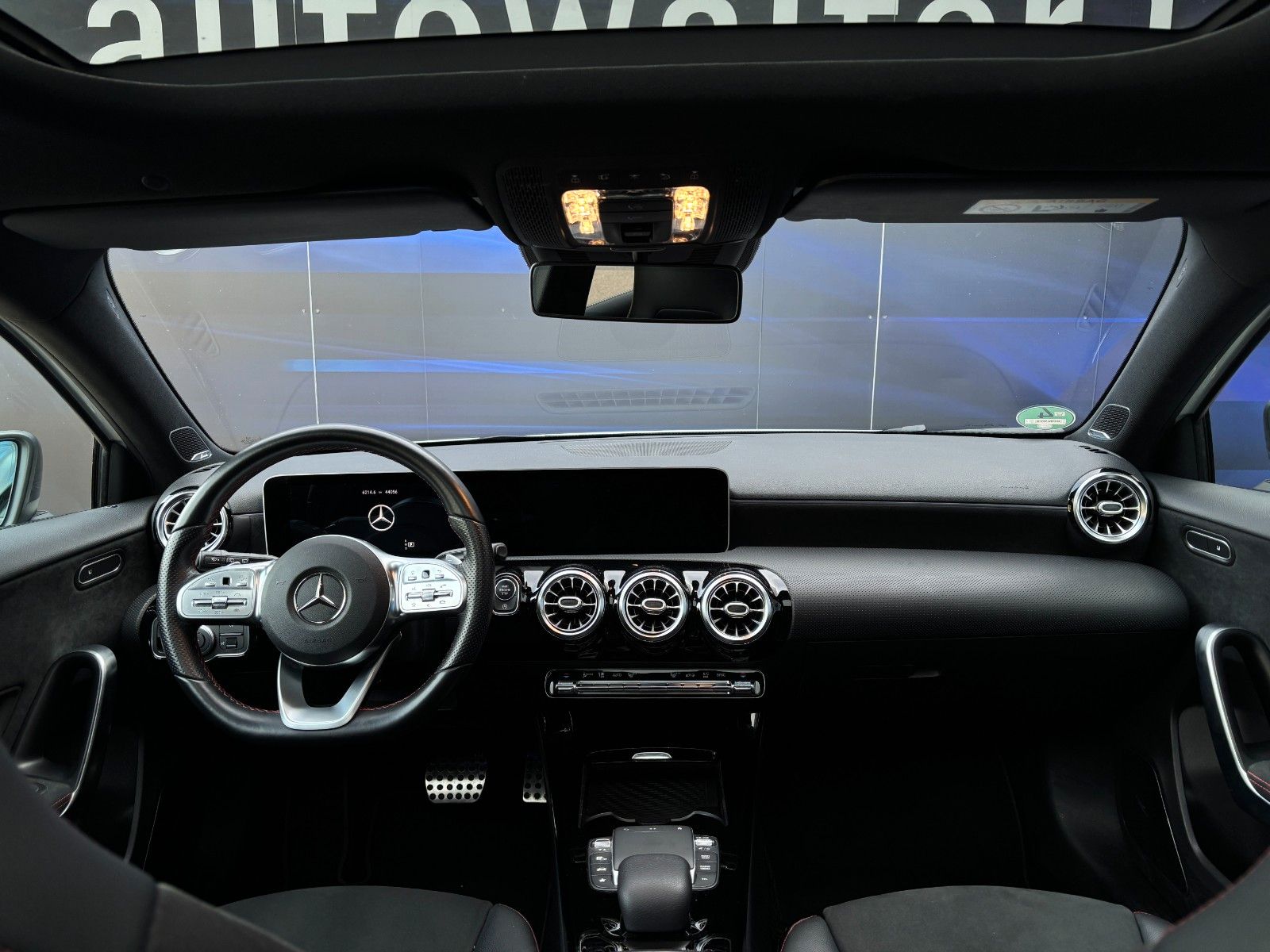 Fahrzeugabbildung Mercedes-Benz A 250 AMG Line