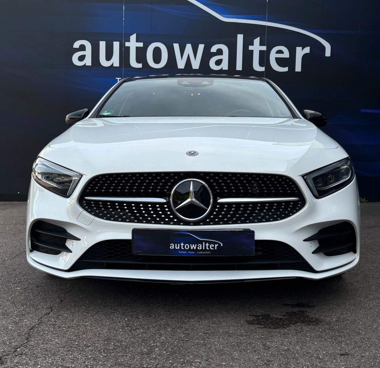 Fahrzeugabbildung Mercedes-Benz A 250 AMG Line