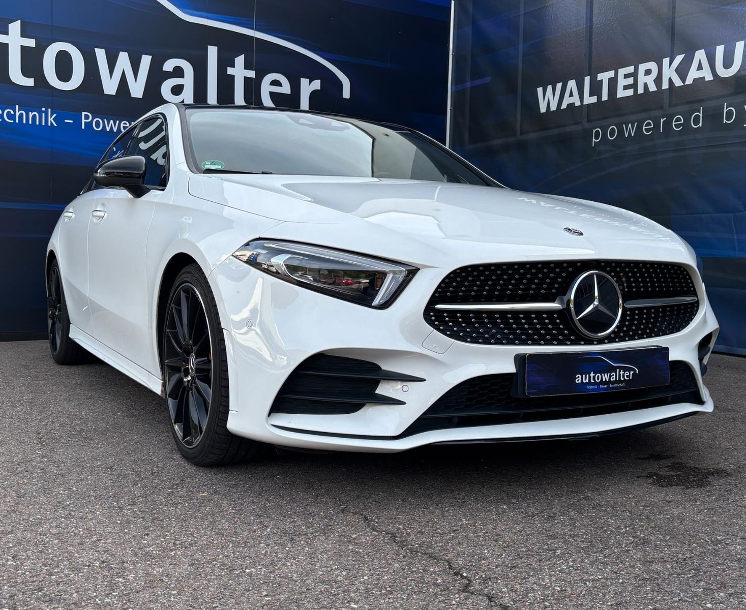Fahrzeugabbildung Mercedes-Benz A 250 AMG Line