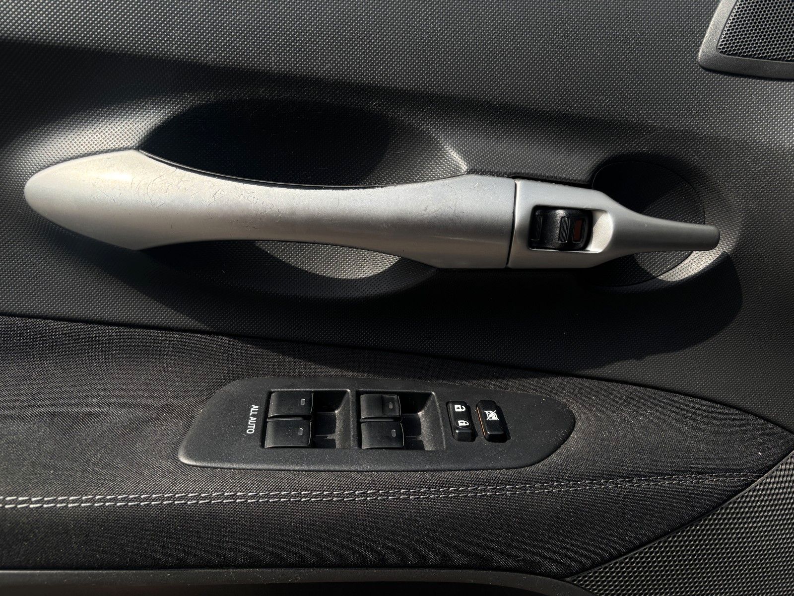 Fahrzeugabbildung Toyota Auris Edition
