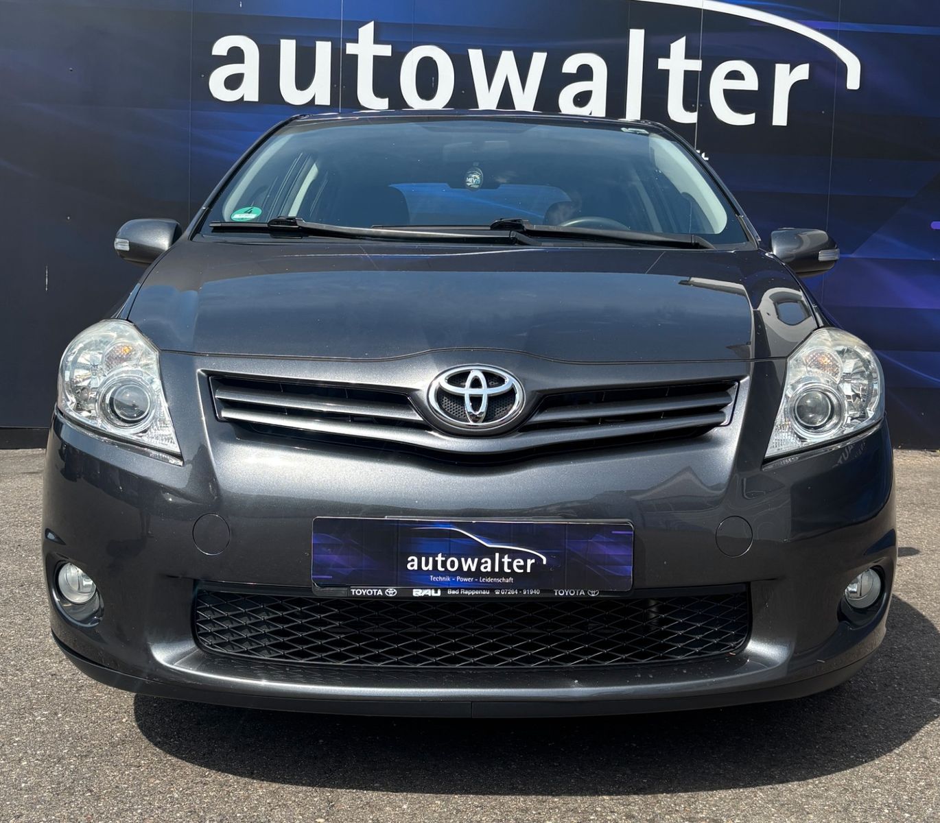 Fahrzeugabbildung Toyota Auris Edition