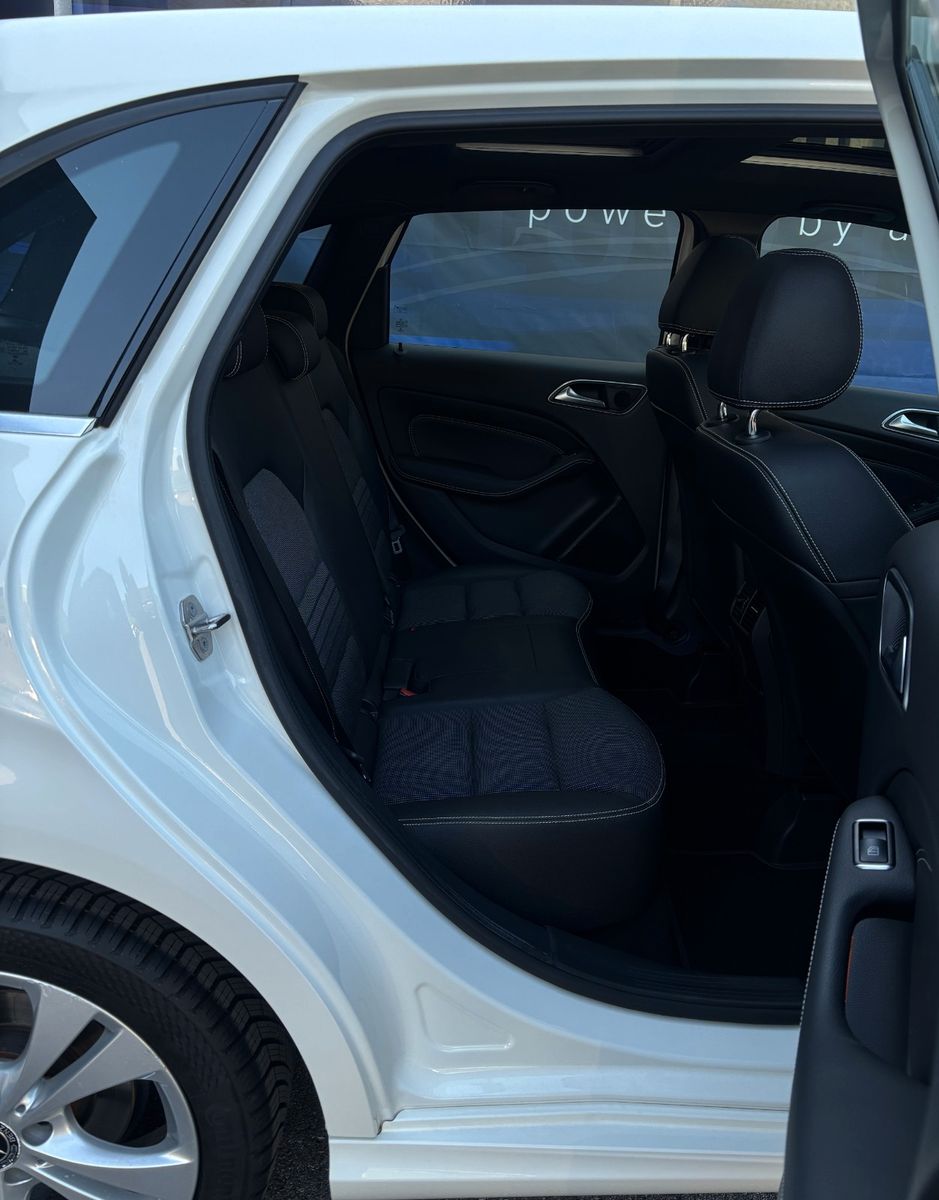 Fahrzeugabbildung Mercedes-Benz B 200 Edition ,1 Hand , Panodach