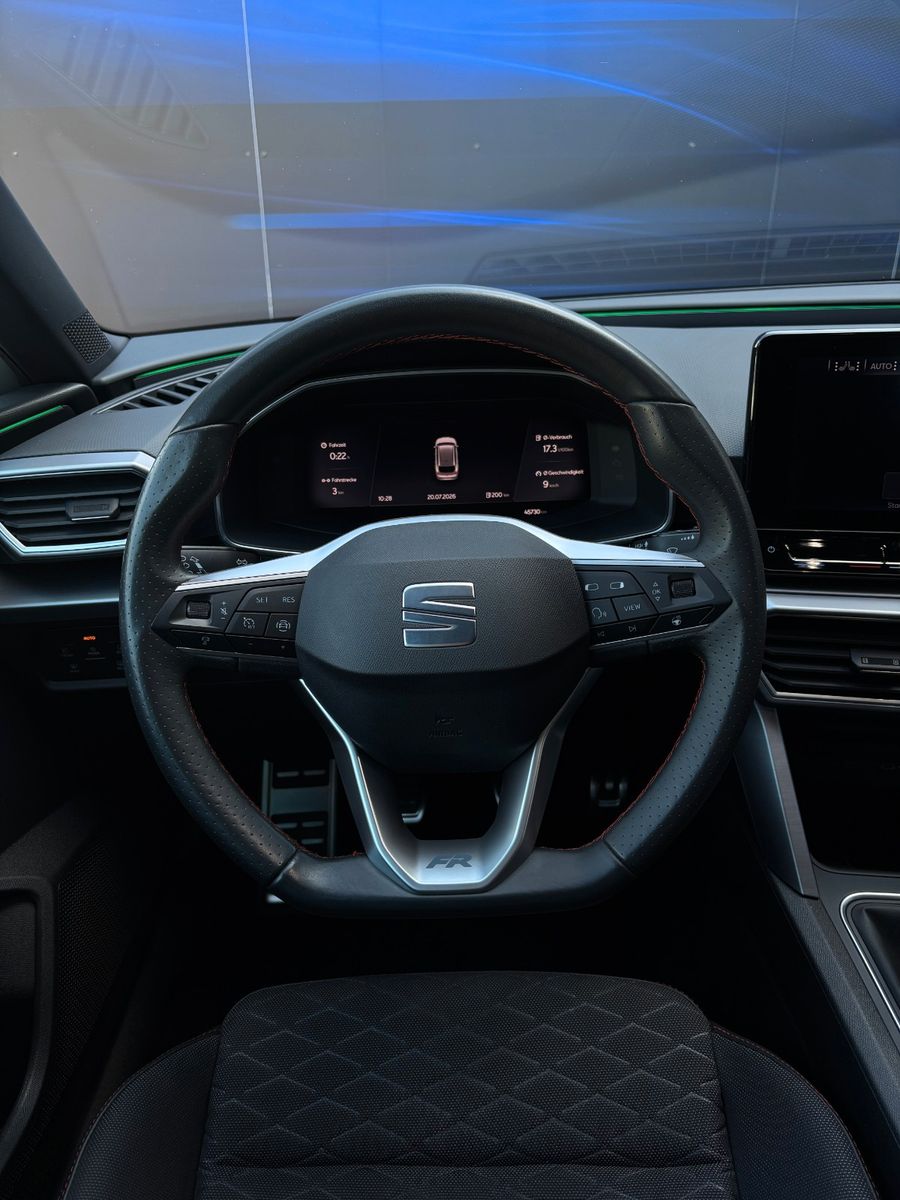 Fahrzeugabbildung SEAT Leon Sportstourer FR
