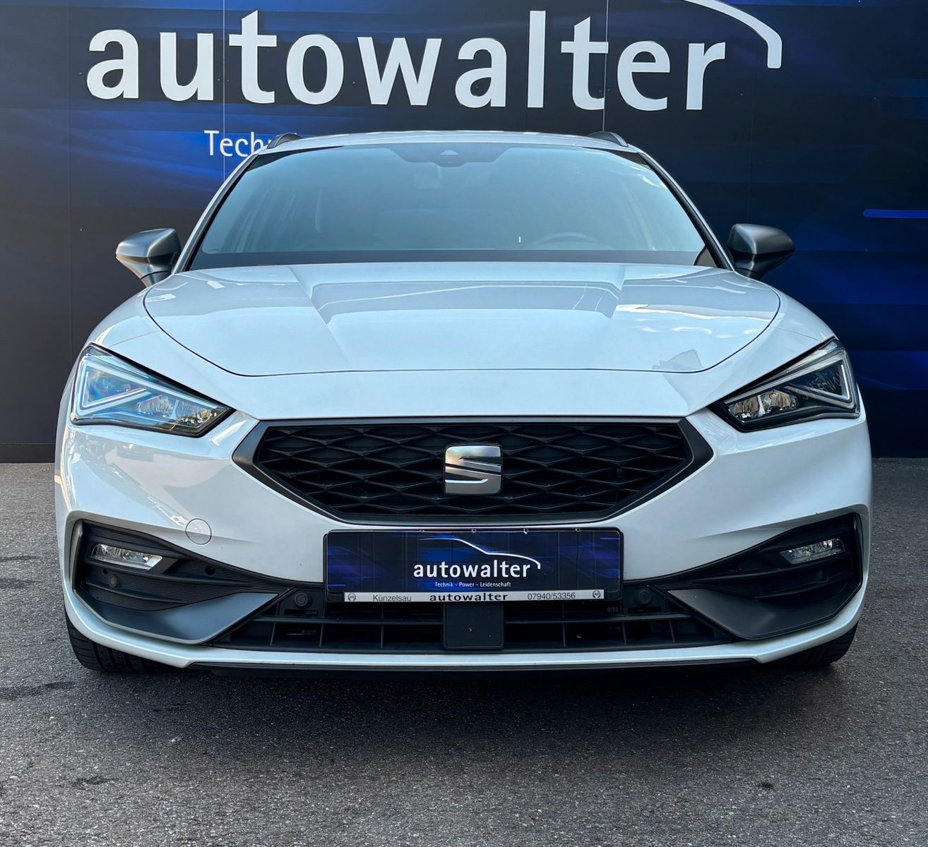 Fahrzeugabbildung SEAT Leon Sportstourer FR