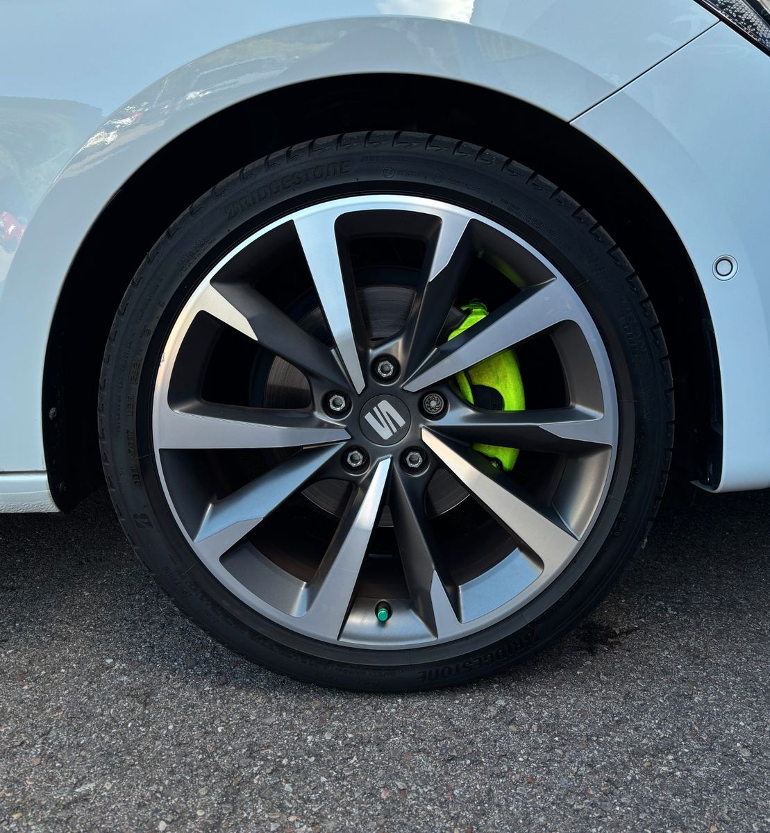 Fahrzeugabbildung SEAT Leon Sportstourer FR