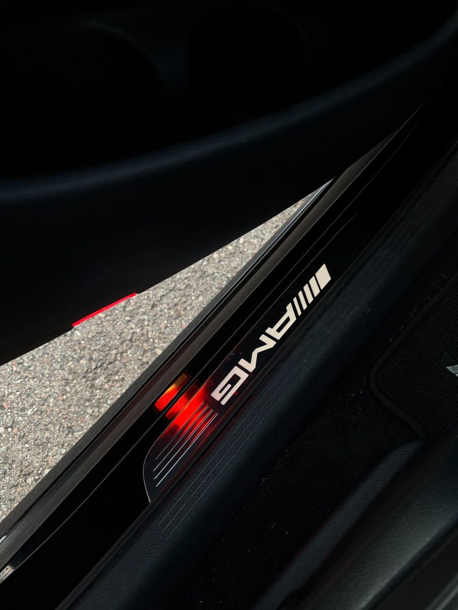 Fahrzeugabbildung Mercedes-Benz GLC 63 AMG-Keramik-HeadUp-Designo,Kein OPF