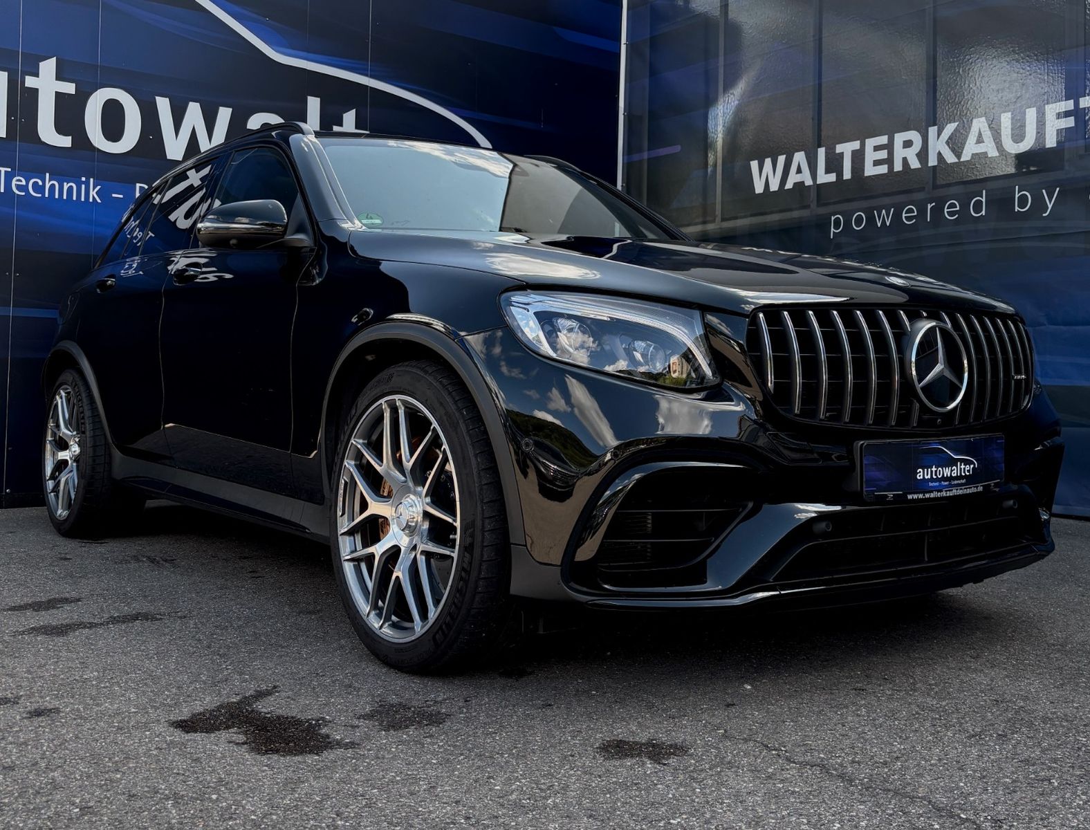 Fahrzeugabbildung Mercedes-Benz GLC 63 AMG-Keramik-HeadUp-Designo,Kein OPF