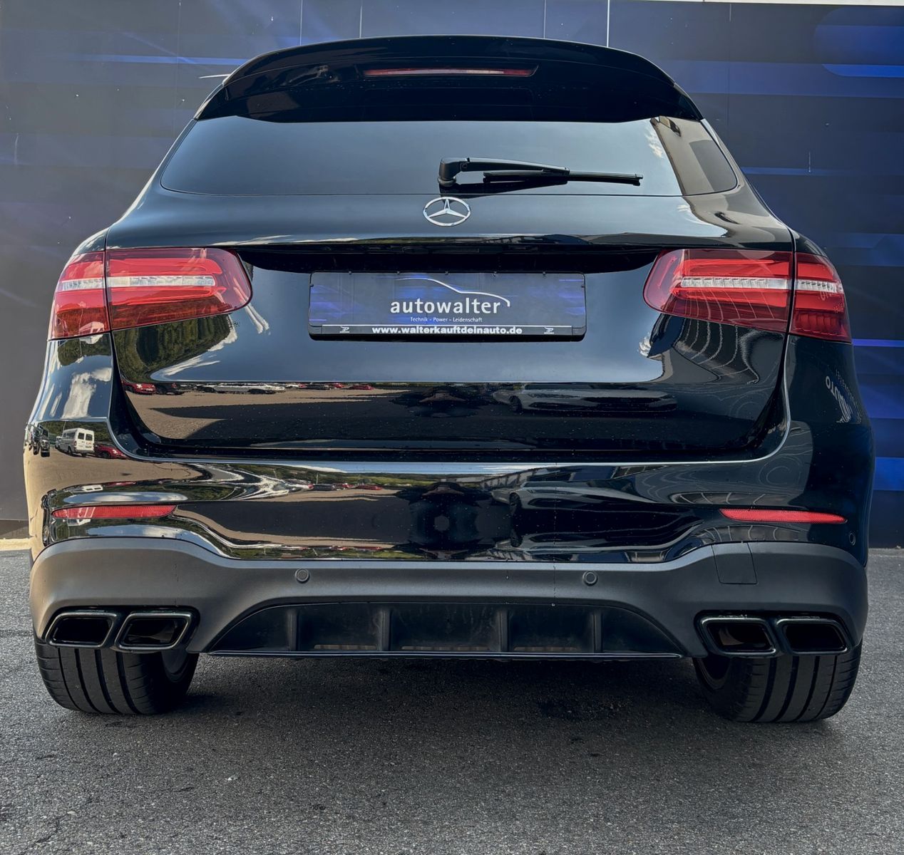 Fahrzeugabbildung Mercedes-Benz GLC 63 AMG-Keramik-HeadUp-Designo,Kein OPF