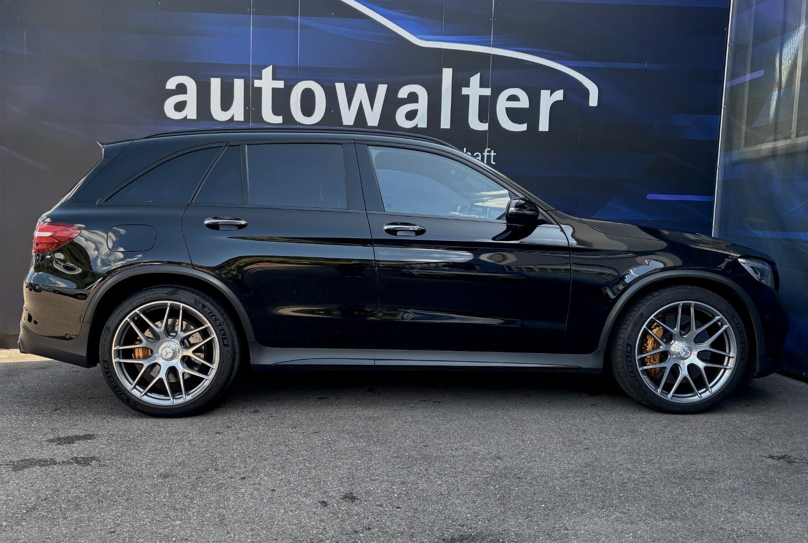 Fahrzeugabbildung Mercedes-Benz GLC 63 AMG-Keramik-HeadUp-Designo,Kein OPF
