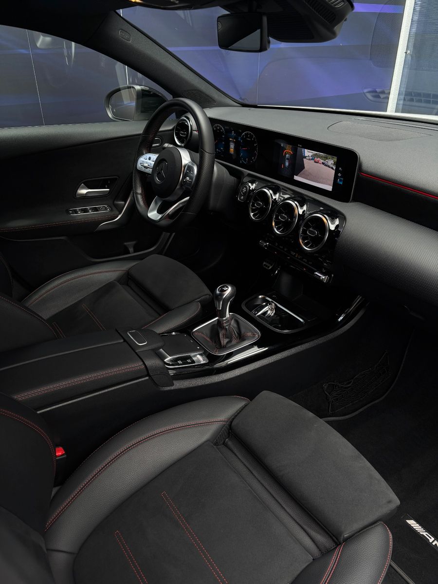 Fahrzeugabbildung Mercedes-Benz A 180