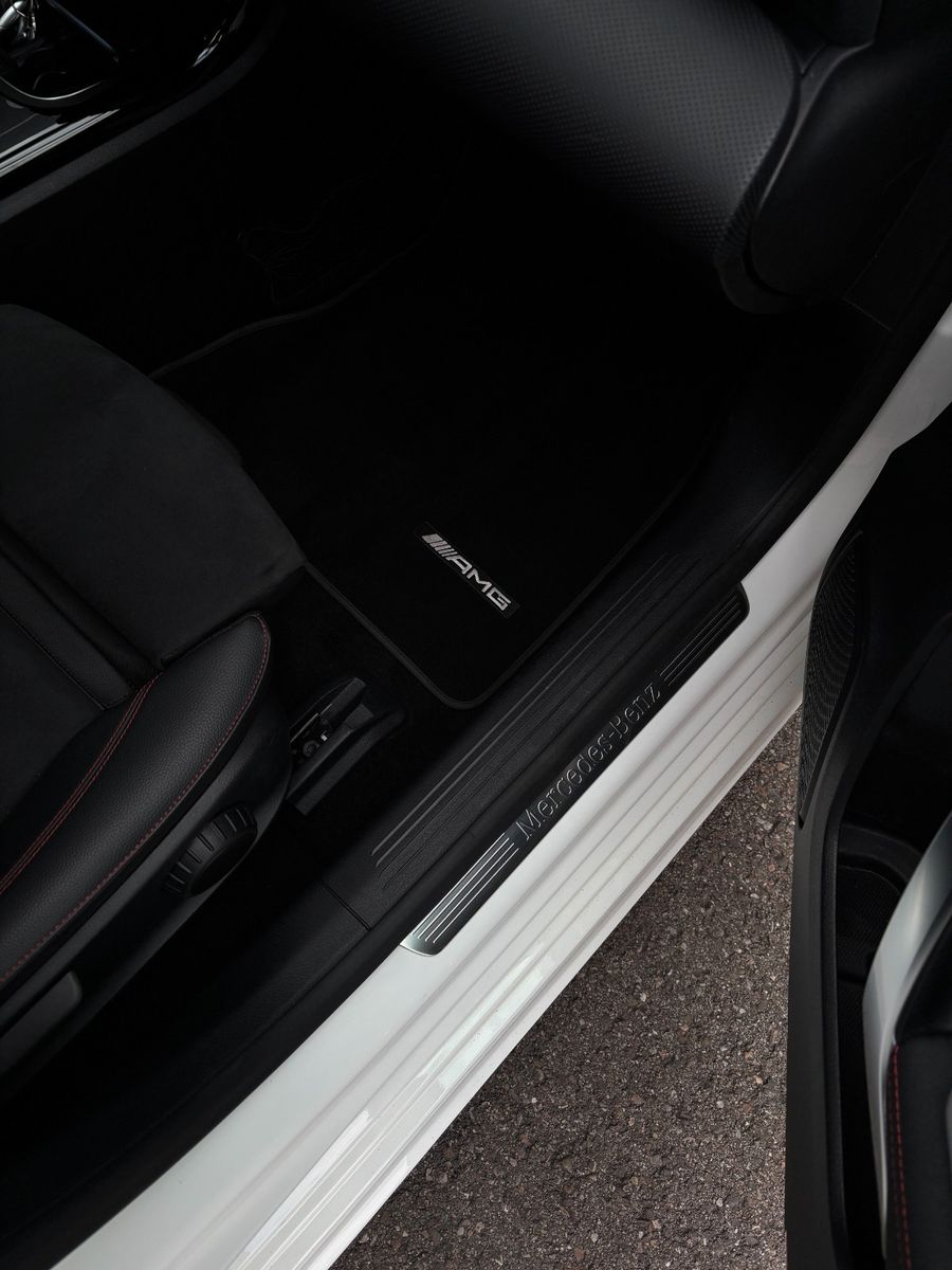 Fahrzeugabbildung Mercedes-Benz A 180