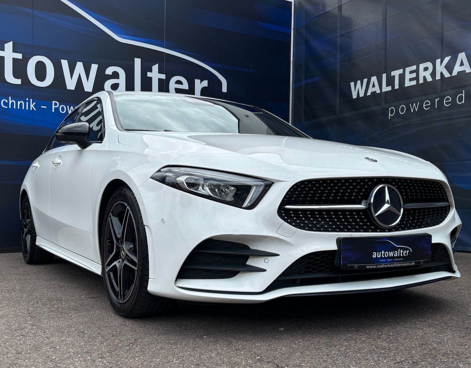 Fahrzeugabbildung Mercedes-Benz A 180