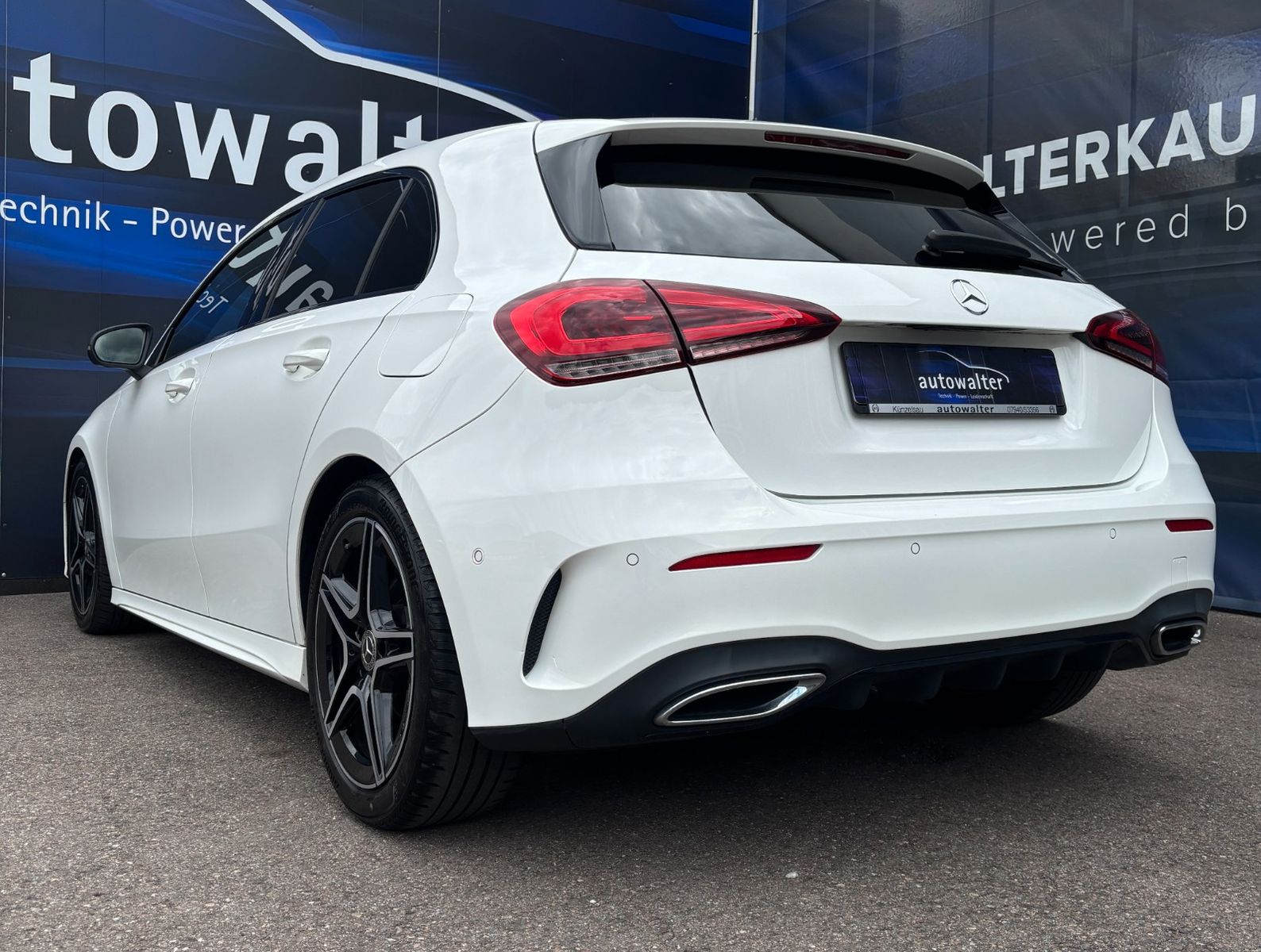 Fahrzeugabbildung Mercedes-Benz A 180