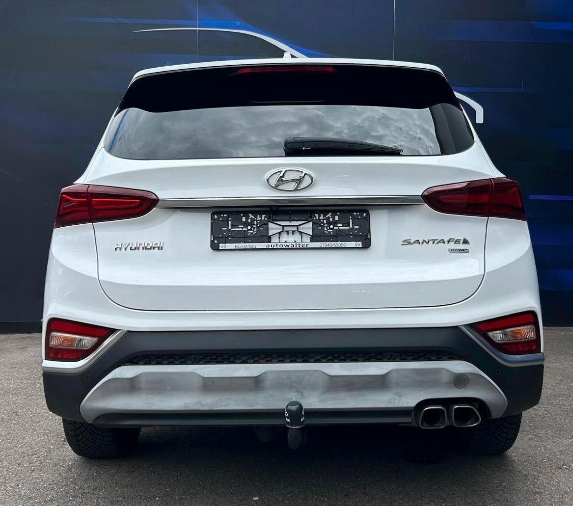 Fahrzeugabbildung Hyundai Santa Fe Premium 4WD