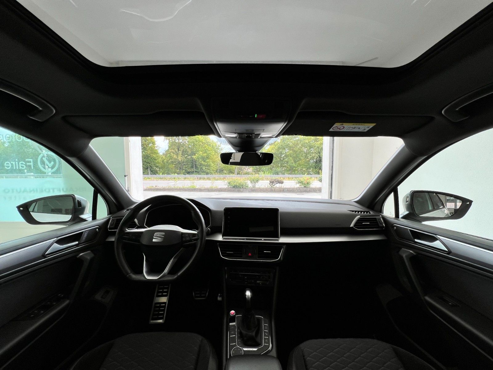 Fahrzeugabbildung SEAT Tarraco FR 4Drive*AHK*Pano*7-Sitzer*Standheizung