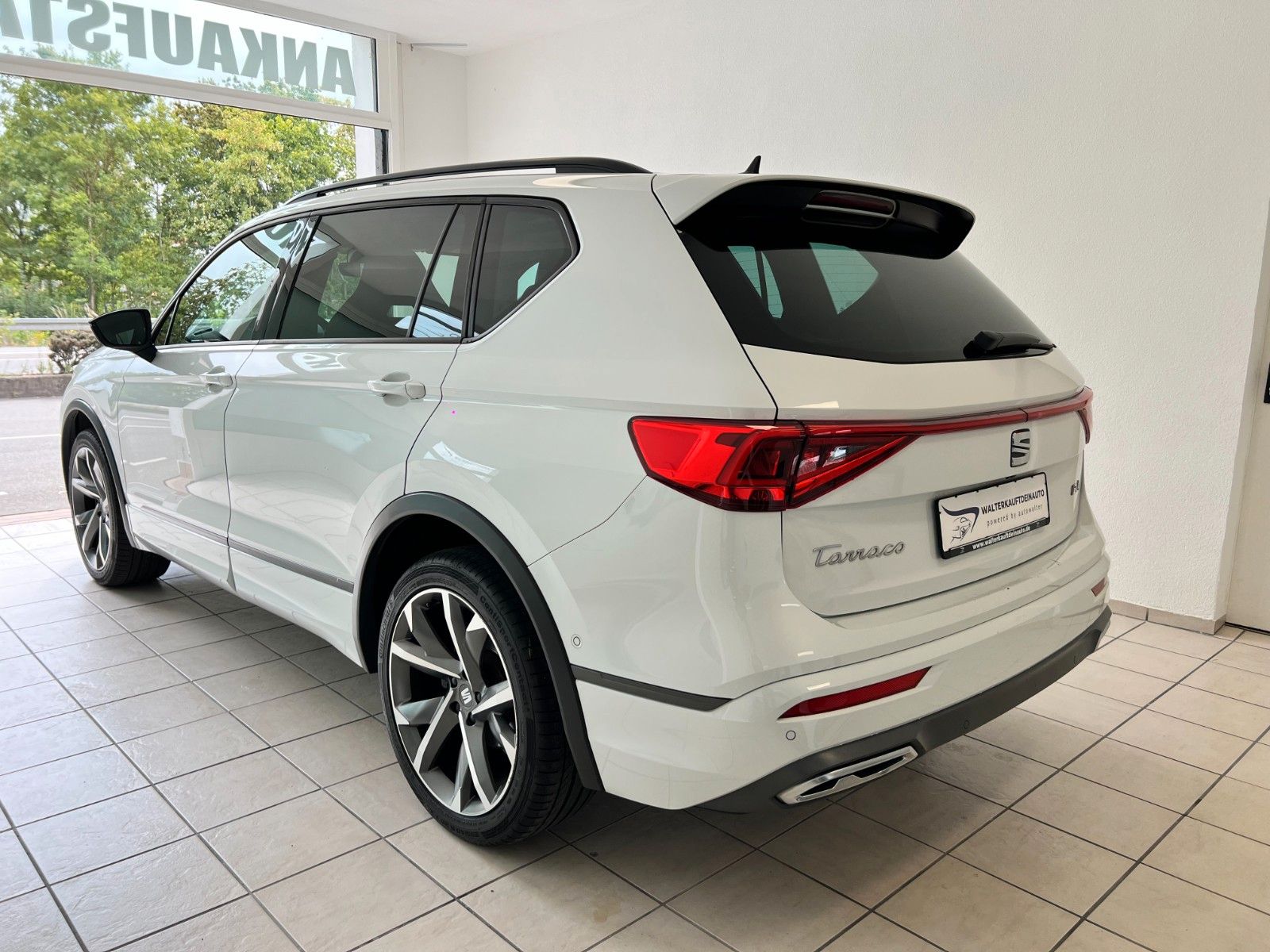 Fahrzeugabbildung SEAT Tarraco FR 4Drive*AHK*Pano*7-Sitzer*Standheizung