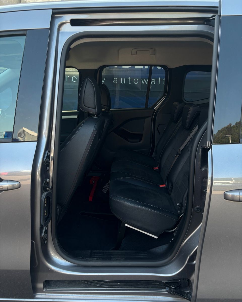 Fahrzeugabbildung Mercedes-Benz T 180 d  Edition