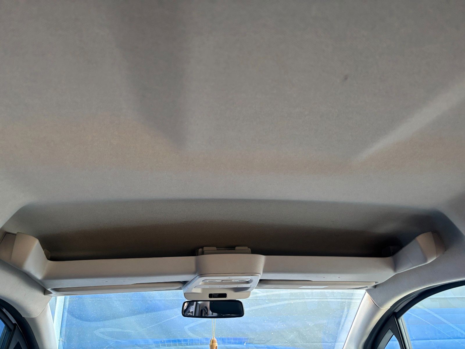 Fahrzeugabbildung Mercedes-Benz T 180 d  Edition
